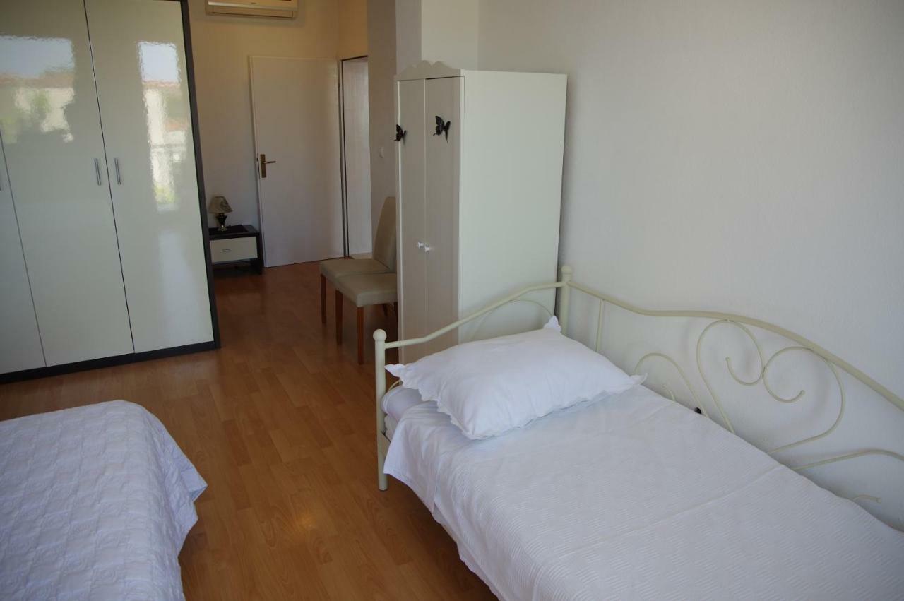 Apartment Lucy Makarska Ngoại thất bức ảnh